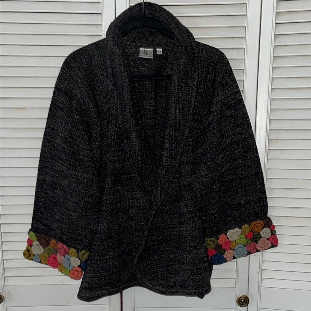lele made in Lithuaniania open front 3D rosette embellished sleeve cardigan